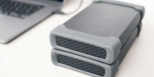 The Impact of Climate on Data Storage: Choosing the Right Hard Disk in the Gulf