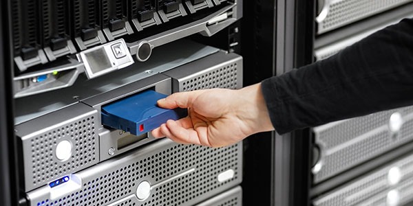 Ultimate Guide to Choosing the Right NAS for Your Gulf Business